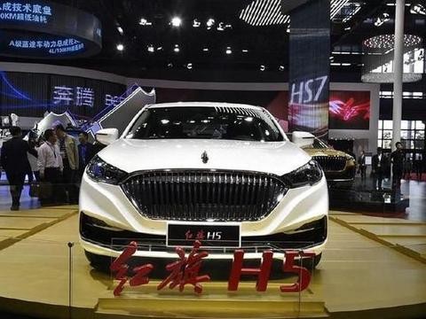 这车国人期待已久，品牌不比奥迪差，放低身段的豪车卖15万