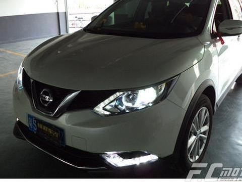 东莞日产逍客原车灯光不够亮 升级海拉五透镜后效果提升好几倍