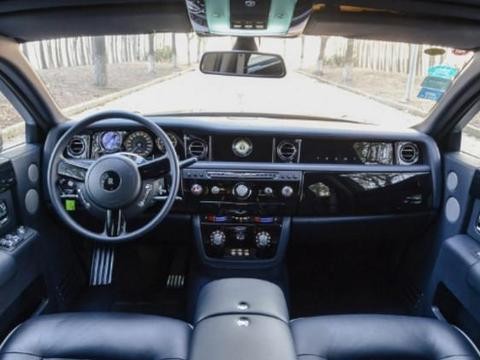 公认的五大最美中控设计，30岁可以得到第五个就很满足