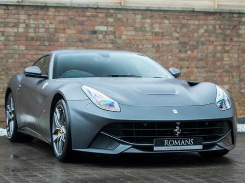 法拉利f12 berlinetta，堪称法拉利最完美的V12动力车款