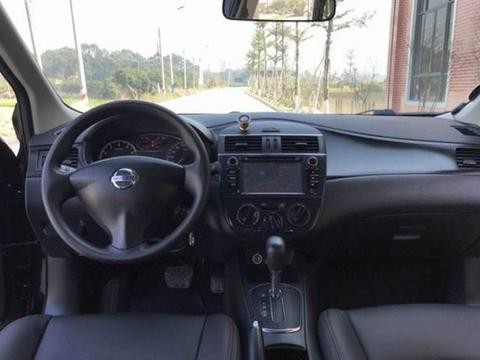 小伙花6万8买辆二手车代步, 油耗6.2L, 直言看上它是日产发动机