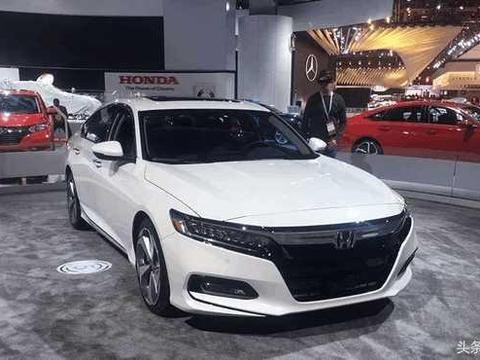 本田全新雅阁轿车实力领先，但大家却更看好全新凯美瑞！