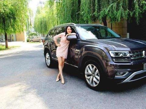 最火大7座SUV, 车身重达2.2吨, 外观霸气, 2.5T V6, 还看啥汉兰达!