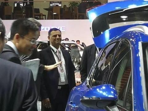 “保时泰”每月销量不到300台，保时捷笑而不语