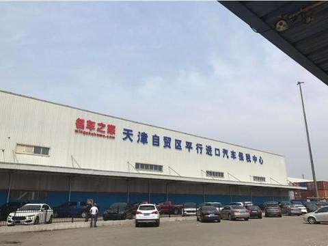 上海车友赴天津港提奔驰GLE43, 坦言看久了宝马X6要换口味