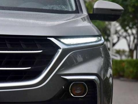 倒车影像＋全景天窗，卖7万，即将超越哈弗H6的销量！