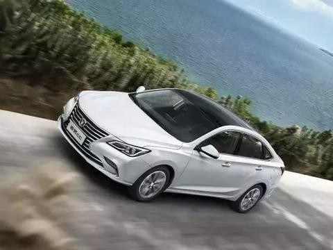 长安这款车被誉为自主品牌最美轿车，年末上市