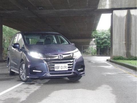 本田全新奥德赛评测，外观高端大气，油耗一公里不足4毛钱