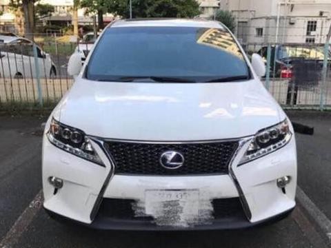 唯一不被国人骂的日系车, 车标大气奢华, 比奥迪宝马高档多了!