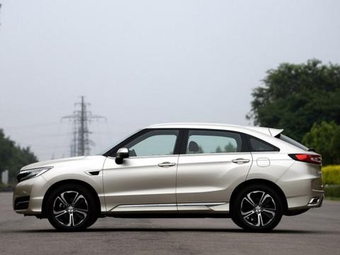 冠道的亲兄弟，上市前不被看好，半年后月销破6K，打脸大众丰田