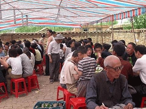 首次清一色VV7组成的婚车队，场面壮观，丝毫不输奔驰宝马！