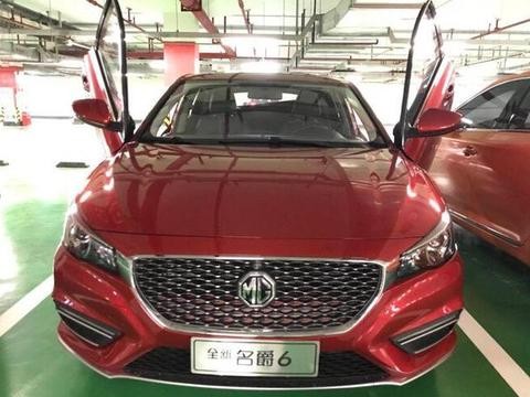 名爵6改装剪刀门, 网友: 这个逼格有点夸张