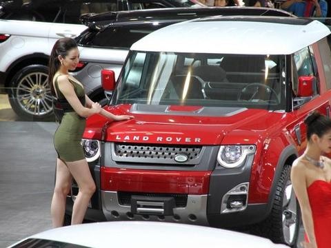 路虎首款小型SUV, 外观霸气不减, 配8速2.0L, 仅18万还要啥缤智!