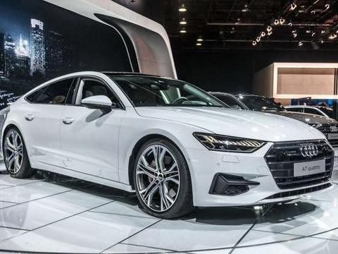 全新奥迪A7登场，科幻感十足仿佛置身于未来世界之中