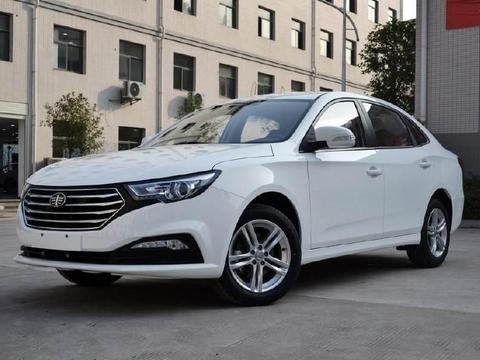 奔腾这款轿车长4.6米, 仅6.58万起售, 外观比长安逸动漂亮!