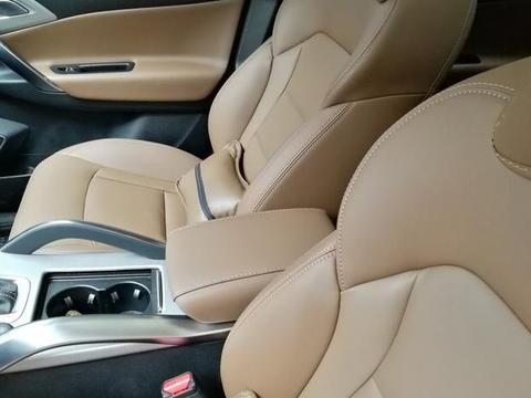 没加价买“串油”的本田CR-V，朋友都说这车更值得加价入手