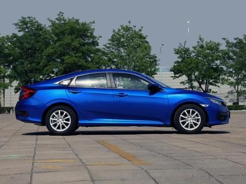 等价位的思域跟雅阁，你会选哪辆