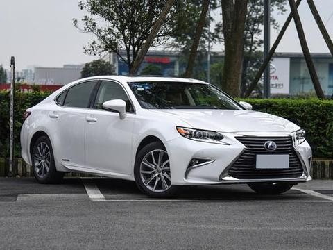 有钱觉得不买宝马3系，就买它了