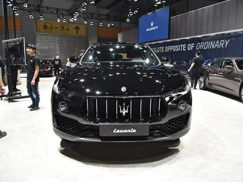 品牌比奔驰高端，6秒破百，为何售价高达百万却加价抢疯？