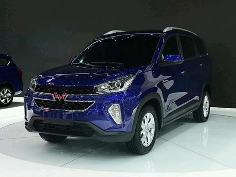 五菱最高档的车型！和汉兰达同级别，仅卖5万