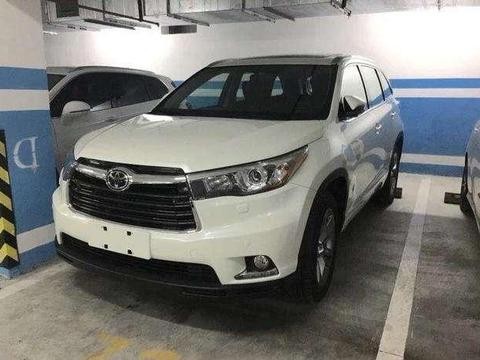 都说日系车皮薄不安全，汉兰达撞坏才知道做工有多好，不服来辩