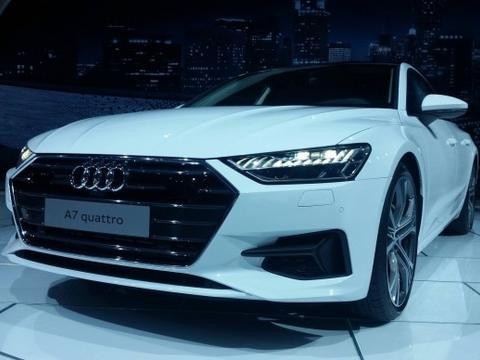 新款奥迪A7，嘴越来越大，尾灯越来越长，排气越来越假