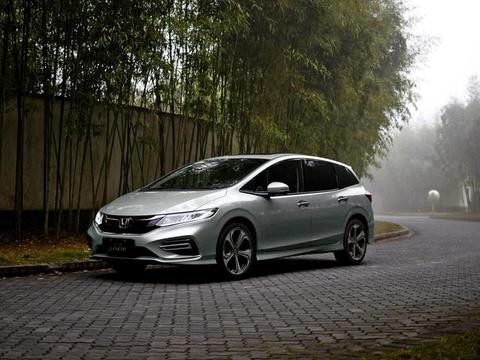 另类的轿车 这款车深受年轻父母的喜爱