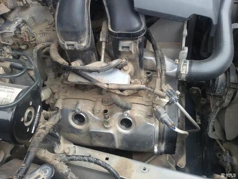 傲虎火花塞高压线全是机油, 意外发现这款发动机技术真是落后