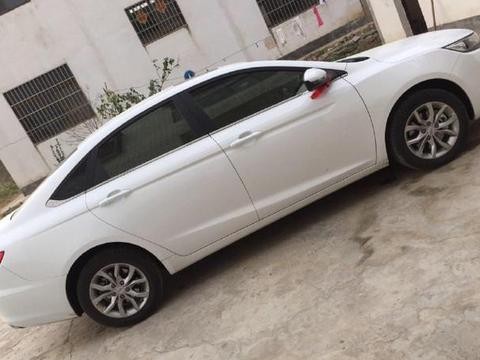 兄弟让我买捷达，我却买了这车，开了2天兄弟后悔了！