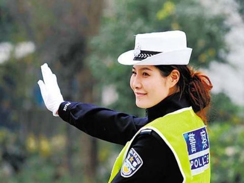 事故发生时情况复杂，交警仅通过照片就能事故责任的？