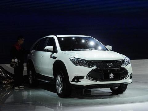 明明可以靠实力吃饭, 全新一代比亚迪唐却要靠脸！