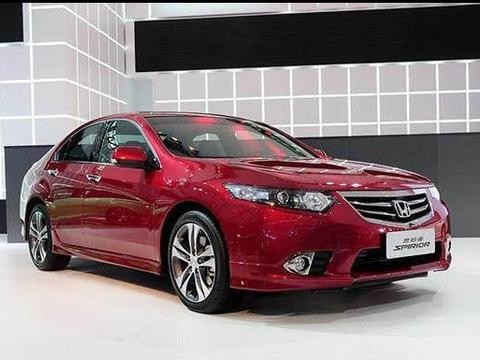 定位比雅阁高端, 操控不输宝马, 为何新款跌至16万依旧滞销?