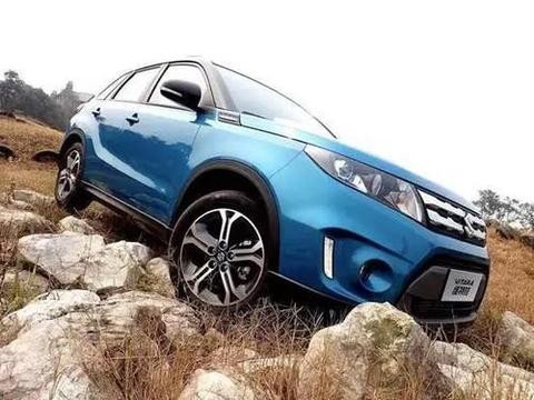 国产小型SUV铃木特拉维，起售价仅10万，油耗仅5.6L！