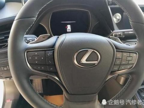 全国第一台全新“雷克萨斯LS350乞丐”终于到店