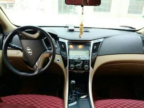 落地价25万, 现在只需9万7, 油耗7.7L, 媳妇心里开心却问为啥不买卡罗拉