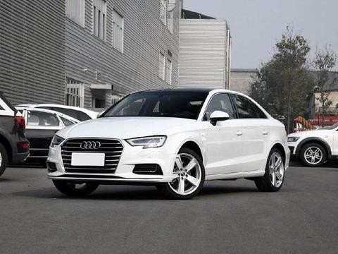 还嫌宝马1系要选配置而烦恼吗？这车1.4T8秒破百，配置还很丰富