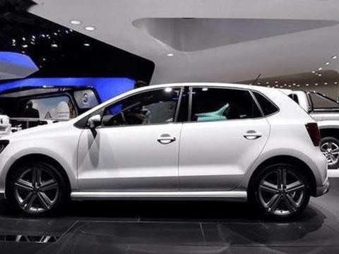 买啥高尔夫？等2018款全新大众POLO吧、长糕样儿