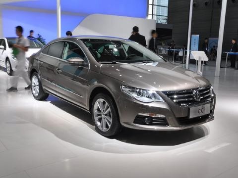 全新一代最美大众CC，颜值简直逆天了，奥迪A4L都慌了！