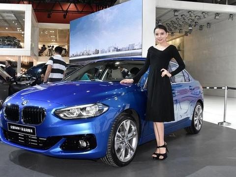 宝马怒了，蓝天白云触手可及，干翻A3，仅售16万，买啥迈腾？