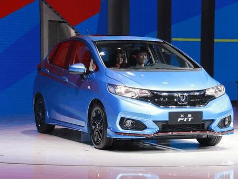 1月11日新款本田飞度正式上市, 新增的这些功能太超值了!！