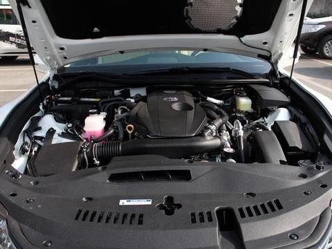 卖白菜? 2018款丰田皇冠只卖凯美瑞的价格