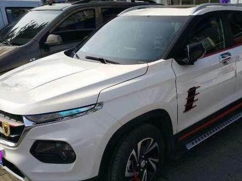 宝骏510进化版升级，车顶颜色多变的效果很出众