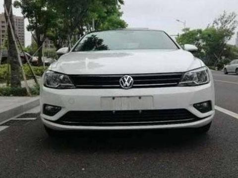 大众终于“睡醒”，新款轿跑颜值不输BBA，仅售12万，本田都慌了