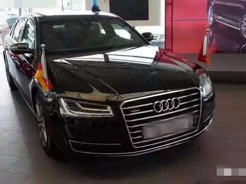 4S店里停了一辆奥迪A8, 看到轮胎后才知道这车有钱也买不到