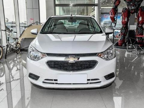 虽然低配仅1.3发动机，但售价却比威驰便宜，颜值也不差