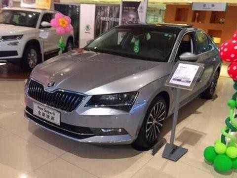 买帕萨特不如买它，颜值不输迈腾，现16.98万，最高优惠4万