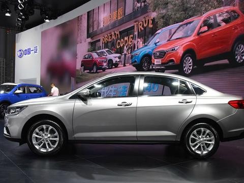 国产帕萨特抢先看，比思域更帅气，目测要火