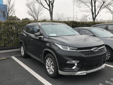 停车场偶遇四台奇瑞EXEEDTX, 四种靓丽车漆，帅到没朋友