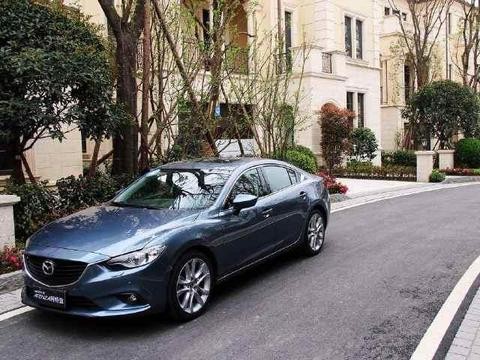 马自达爆发了, 车身大过帕萨特, 外观帅过迈腾, 仅售15万