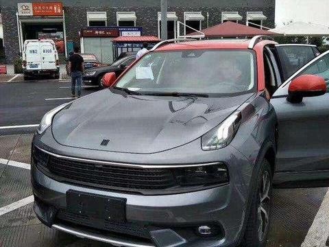 偶遇野生领克01, 不让拍照但没能逃过，颜值配置逆天